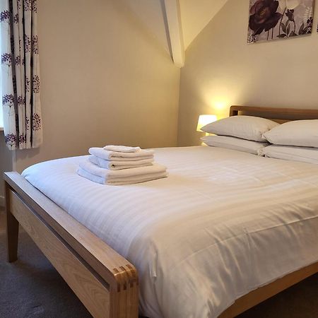 The Bay House Lake View Guest House - Adults Only โบว์เนส ออน วินเดอเมียร์ ห้อง รูปภาพ