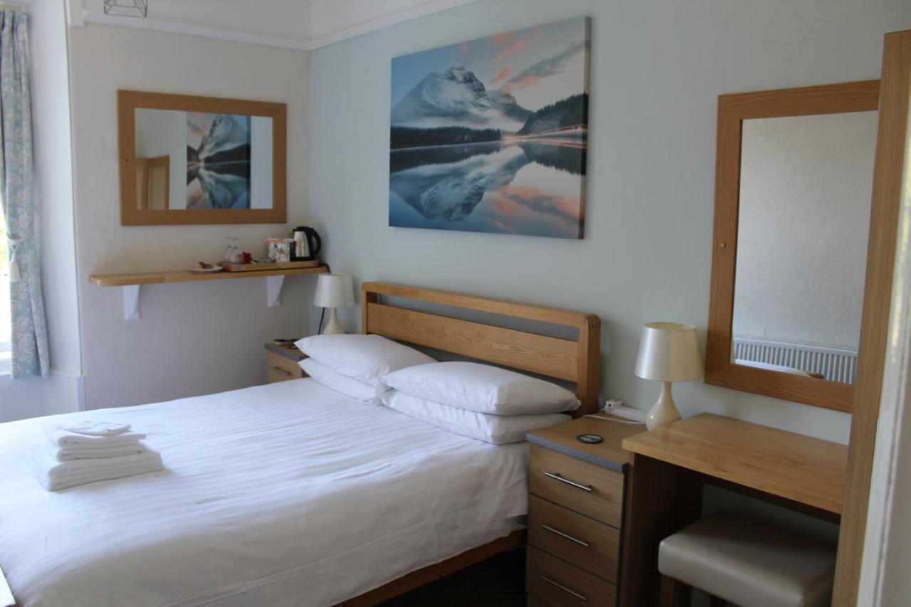 The Bay House Lake View Guest House - Adults Only โบว์เนส ออน วินเดอเมียร์ ภายนอก รูปภาพ