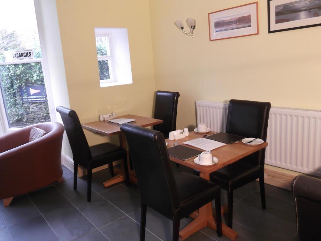 The Bay House Lake View Guest House - Adults Only โบว์เนส ออน วินเดอเมียร์ ภายนอก รูปภาพ